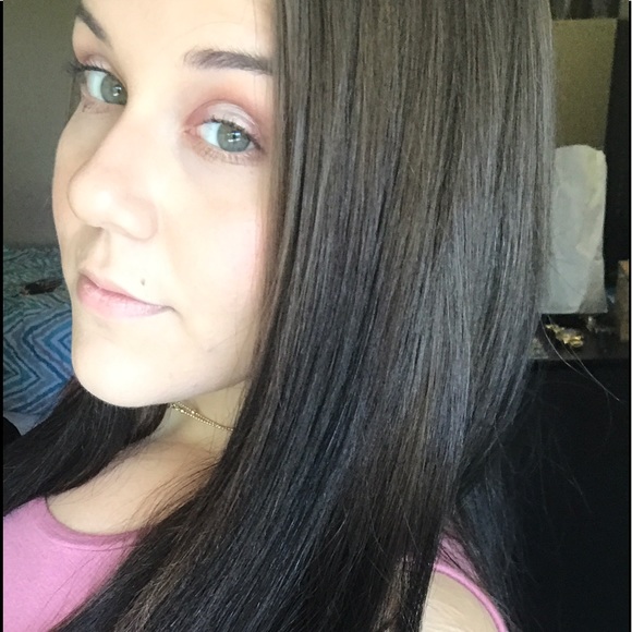 Meet your Posher, Sabrina - Picture 1 of 1