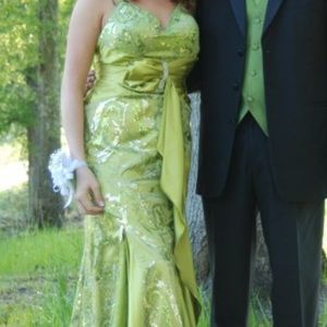 Light green prom dress!