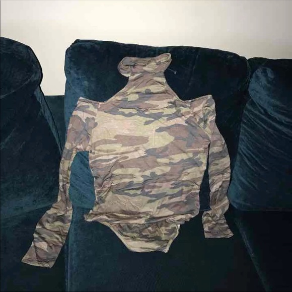 SOLD OUT - Picture 4 of 4