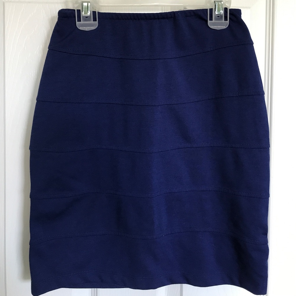 Mini pencil skirt