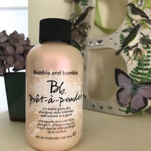 Bumble & Bumble Pret a powder dry shampoo