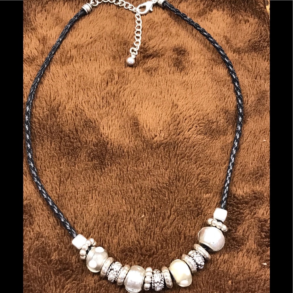 Necklace 19.5" from end to end.  Beautiful 🌞💘🌺