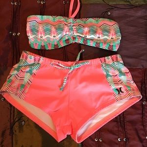 Hurley Brand Girls swim suit like new