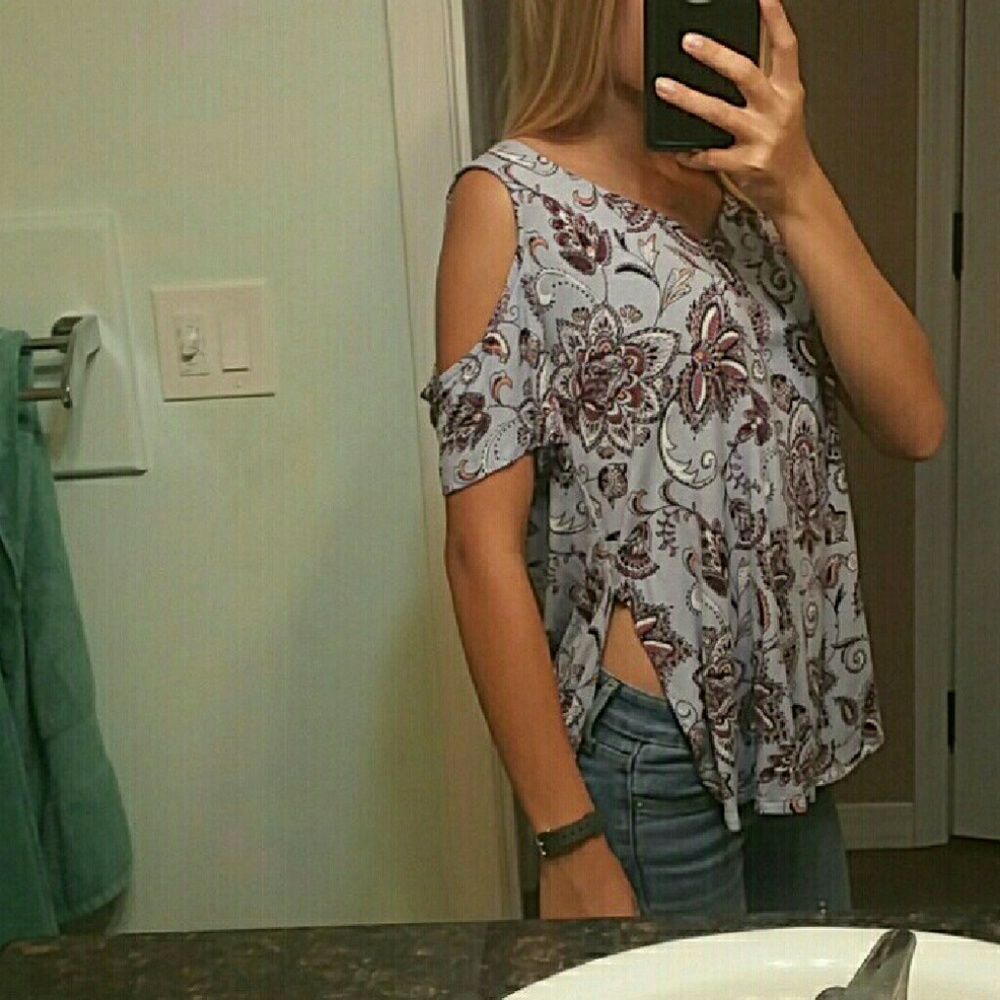 Off the Shoulder Shirt