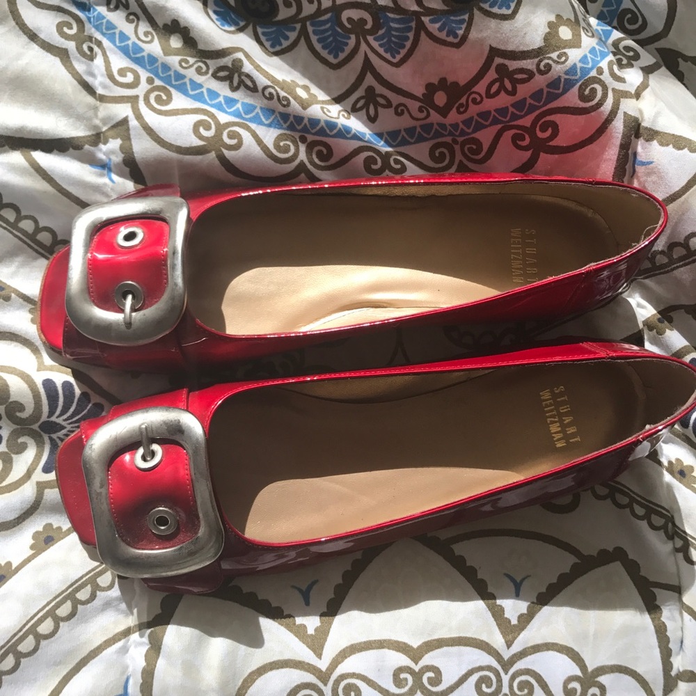 Authentic Stuart Weitzman patent leather shoe