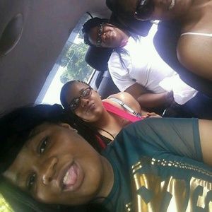 Meet your Posher, Shae