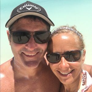 Meet your Posher, Adrienne