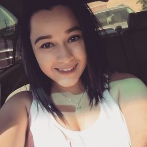 Meet your Posher, Tania