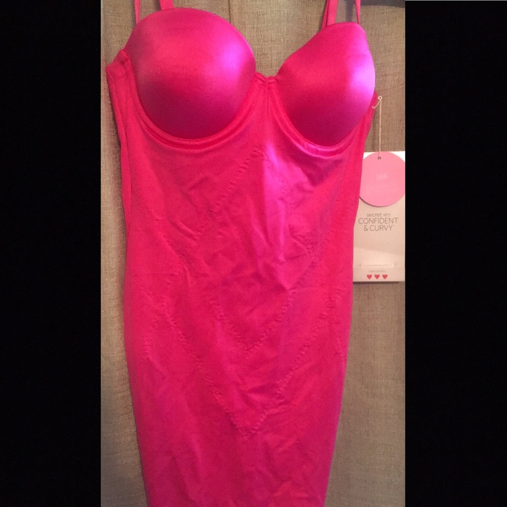 Victoria's Secret power shaping slip