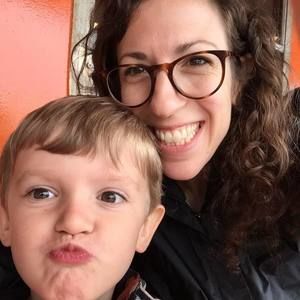 Meet your Posher, Laura