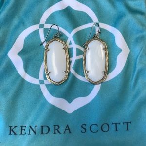 Kendra Scott Elle Earrings, Gold and White Pearl
