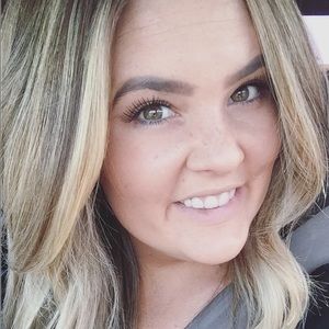 Meet your Posher, Lexi