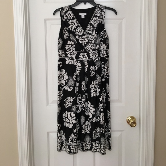 Charter House petite floral black and white dress - Picture 1 of 4