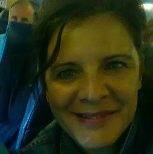 Meet your Posher, Laurie