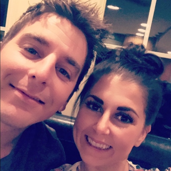 Meet your Posher, Rachel - Picture 2 of 2