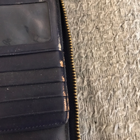 Halogen wallet - Picture 4 of 5