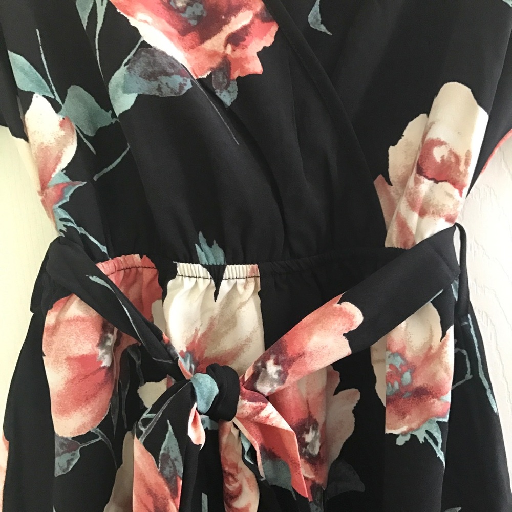 Cute and trendy romper!