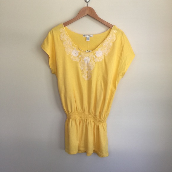 Stephanie Rogers Tops - NWT Stephanie Rogers yellow blouson top sz XL