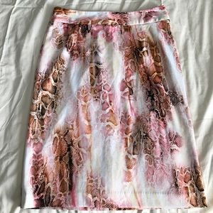 Calvin Klein pink snakeskin pattern pencil skirt