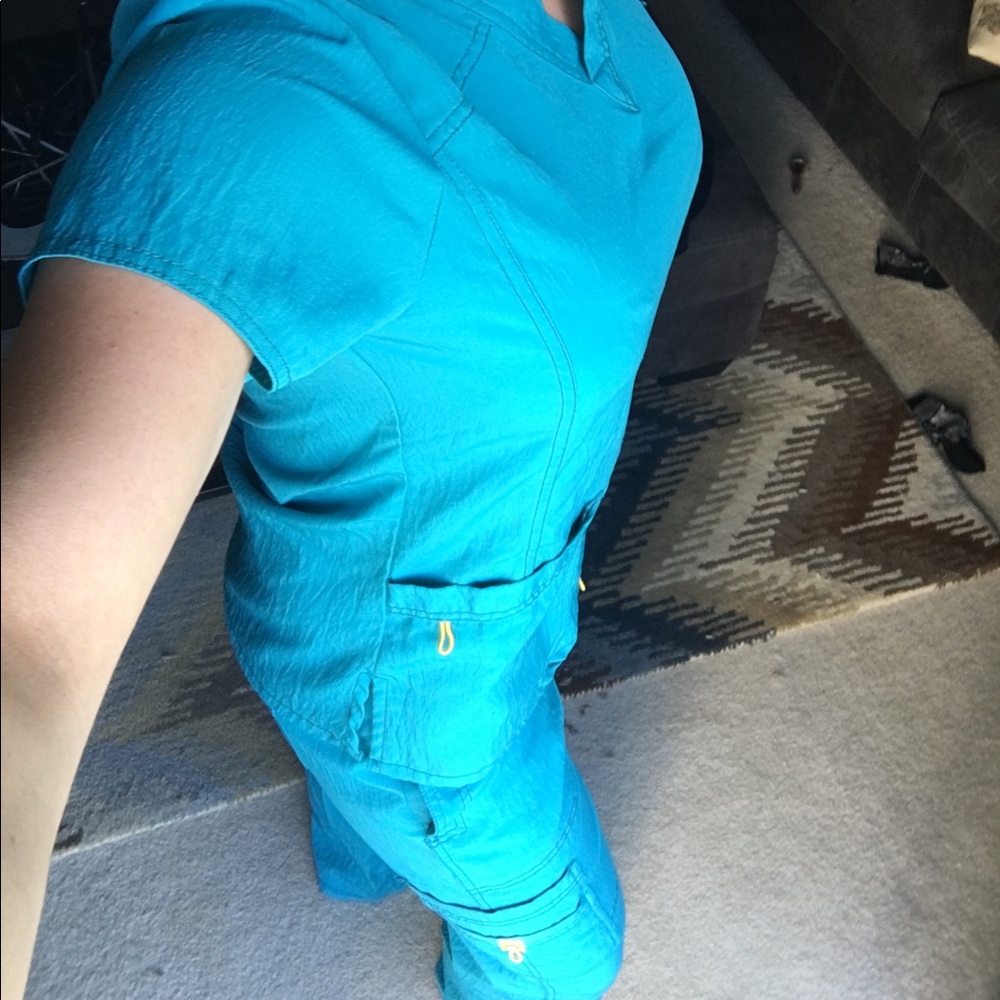 Scrubs !!