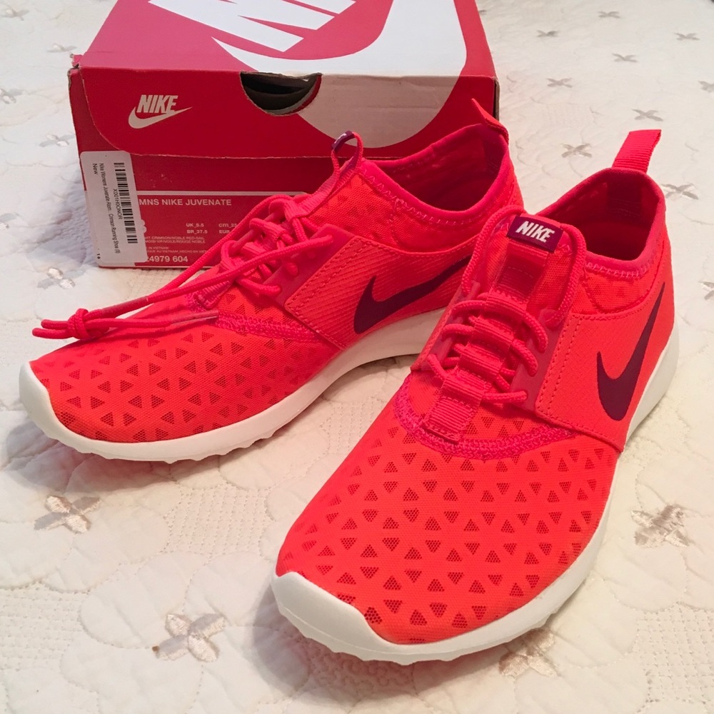 Super Light, Ultra Comfortable Nike Juvenate