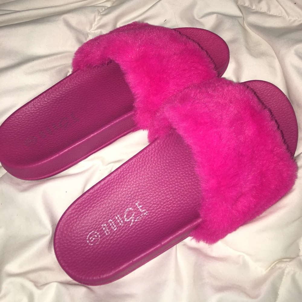 Hot pink fur slides