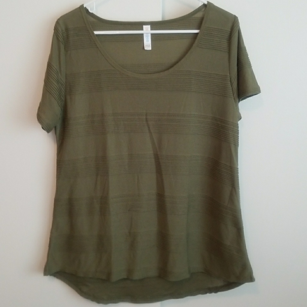 LuLaRoe Classic Tee