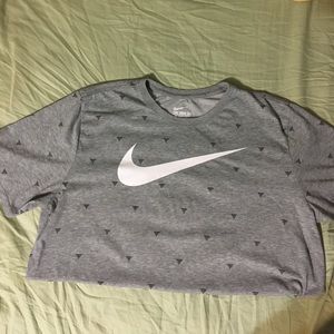 XL Nike athletic cut DRI-FIT t shirt