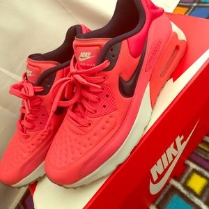 Nike Air Max 90 Ultra