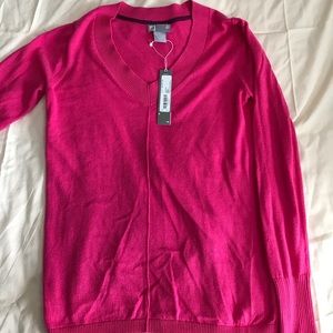 Fuschia v neck sweater