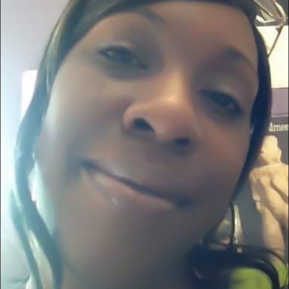 Meet your Posher, Wendi