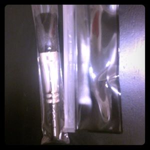 Mac Cosmetics short handle blush brush #sh129,