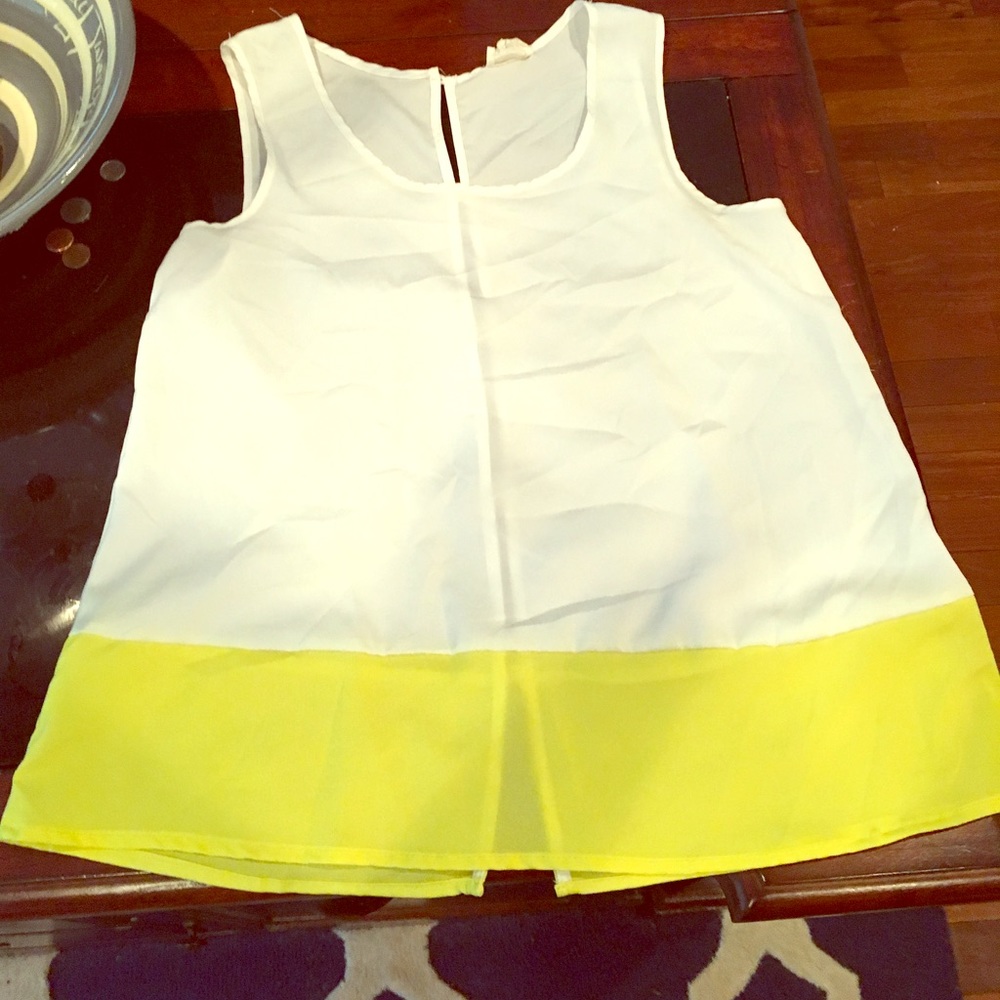 Super cute tank top!