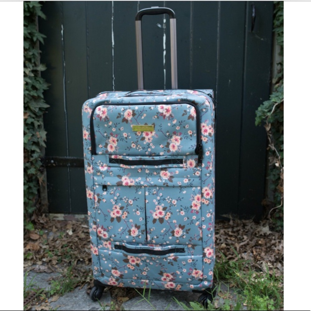 House of Flynn Cherry Blossom Large Shootcase