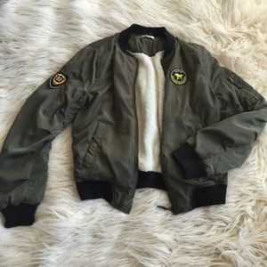 SALE 🌙 olive green bomber jacket