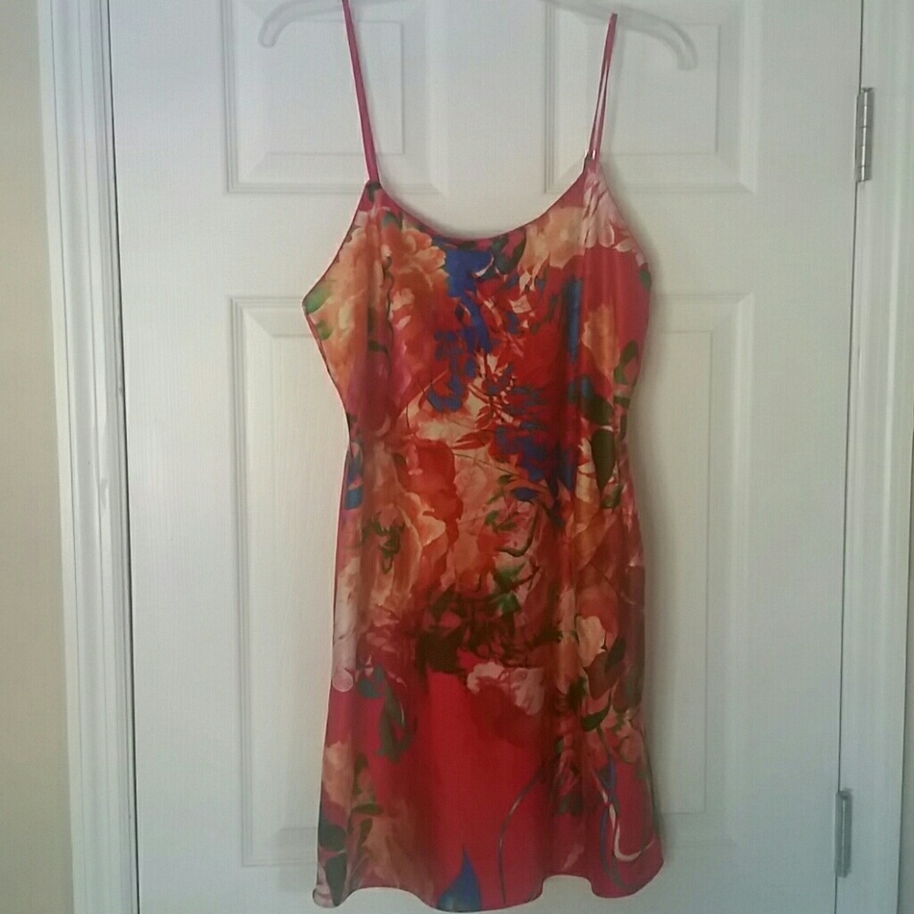 ***B2G1***NATORI Short Gown