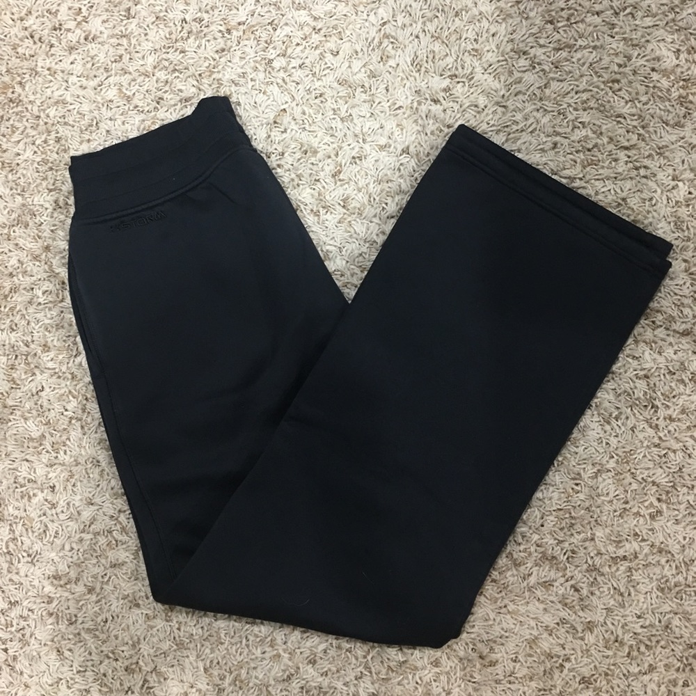 Black UnderArmour Sweatpants