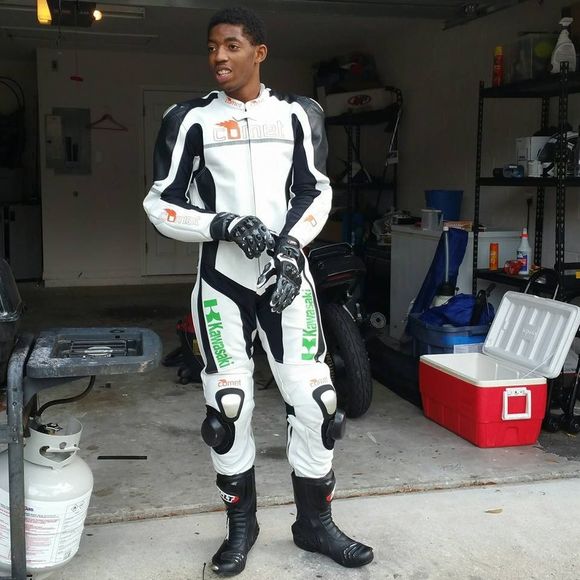 Meet your Posher, Vantey - Picture 1 of 1