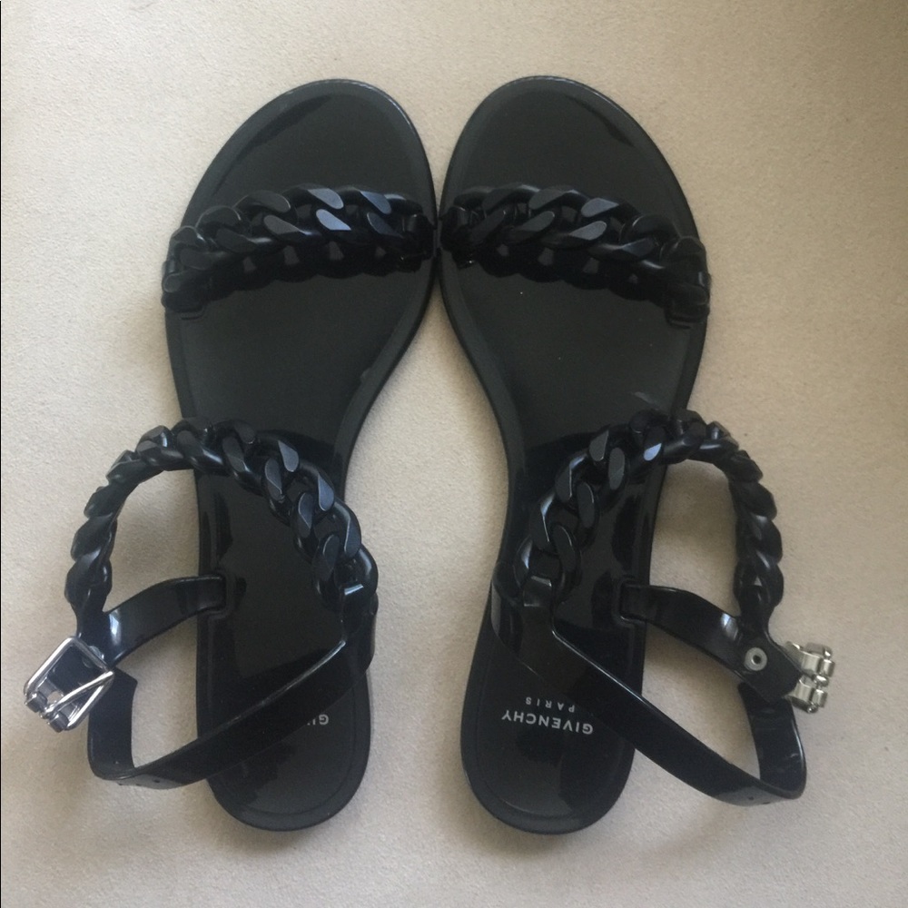 Givenchy ropes sandals😍😍