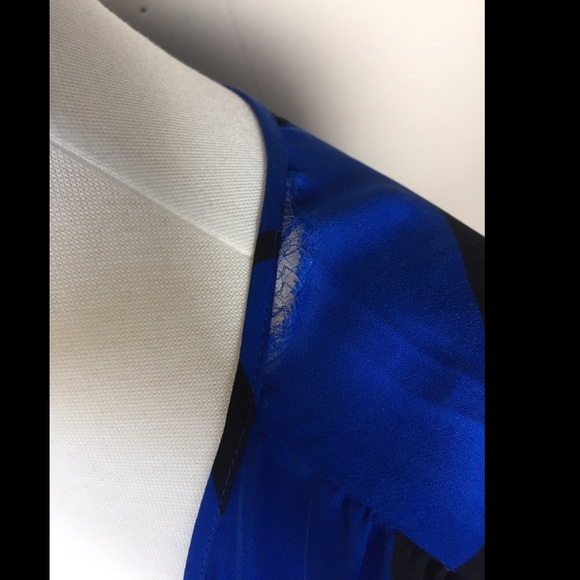 Michael Stars Silk Wrap Dress - Picture 4 of 5