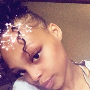 Meet your Posher, Alaysia