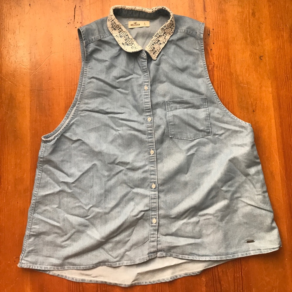 Hollister Detailed Collar Chambray