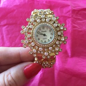 Gold watch and bracelet!