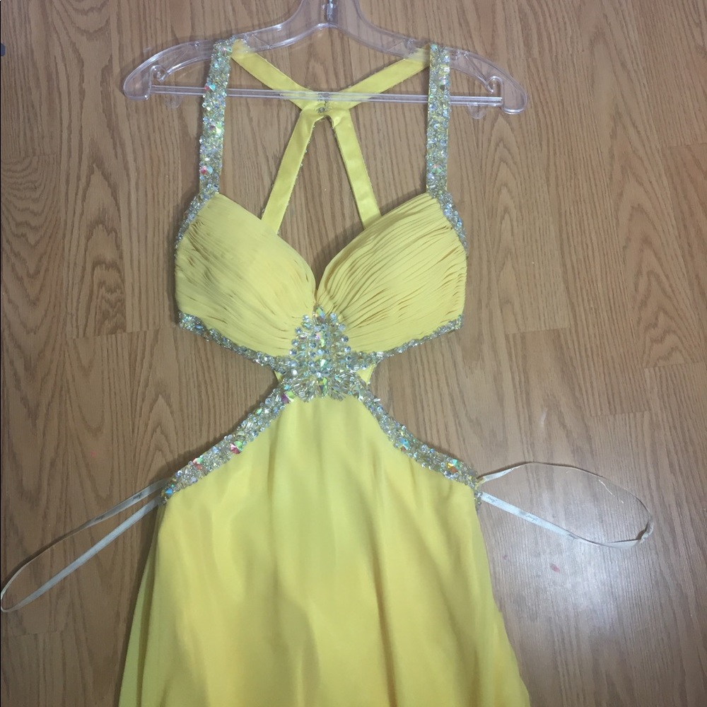 Prom Dress - Picture 2 of 8