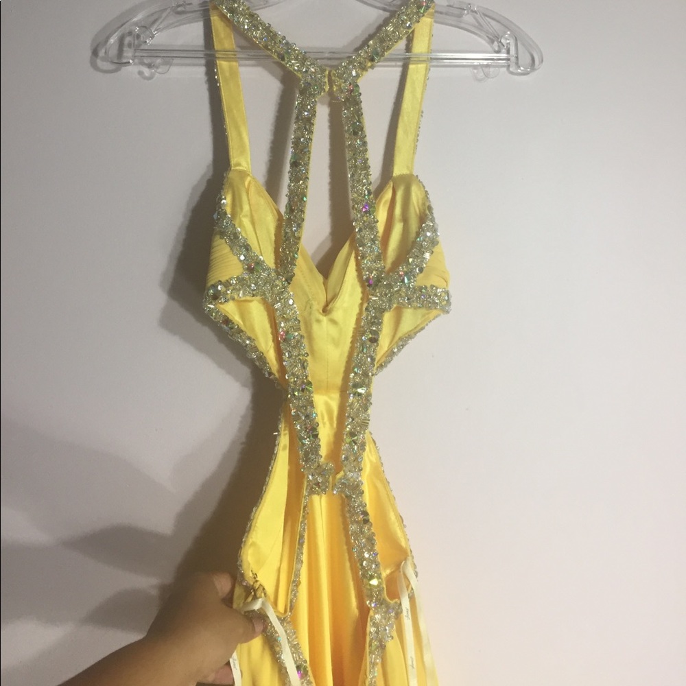 Prom Dress - Picture 3 of 8