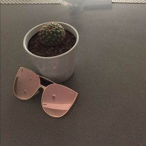 Quay Sunglasses w/ protective bag included