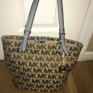Michael Kors Jetset Tote