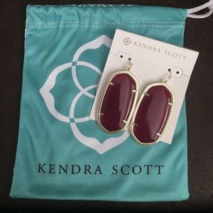 NWOT Kendra Scott Danielle Earrings in Maroon Jade