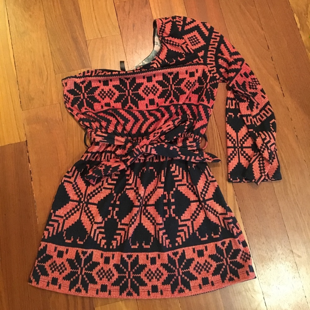 One shouldered dress