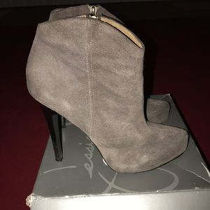 🎉Sale🎉 Jessica Simpson Bootie